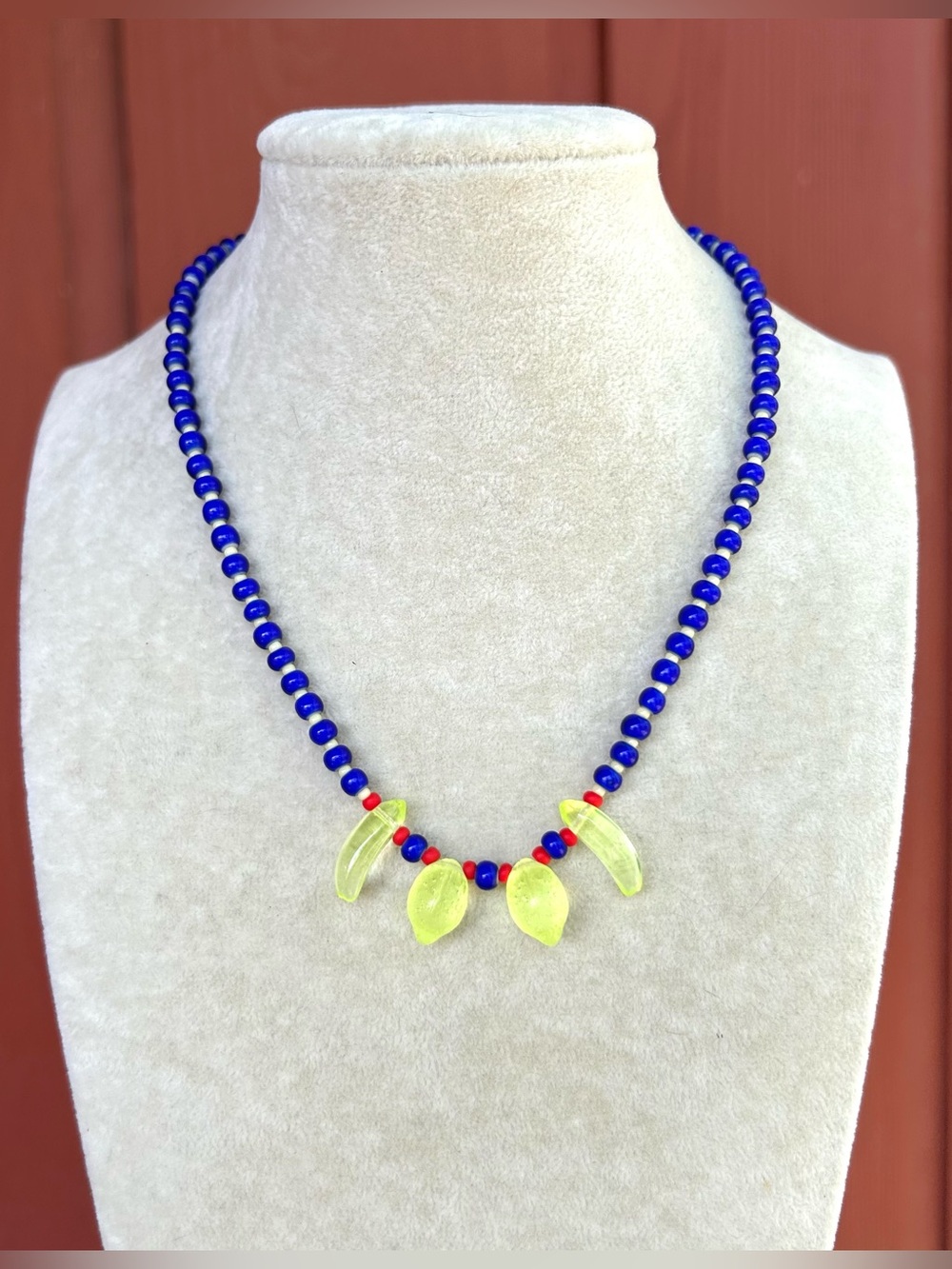 Fruit necklace - Picture 5 of 5